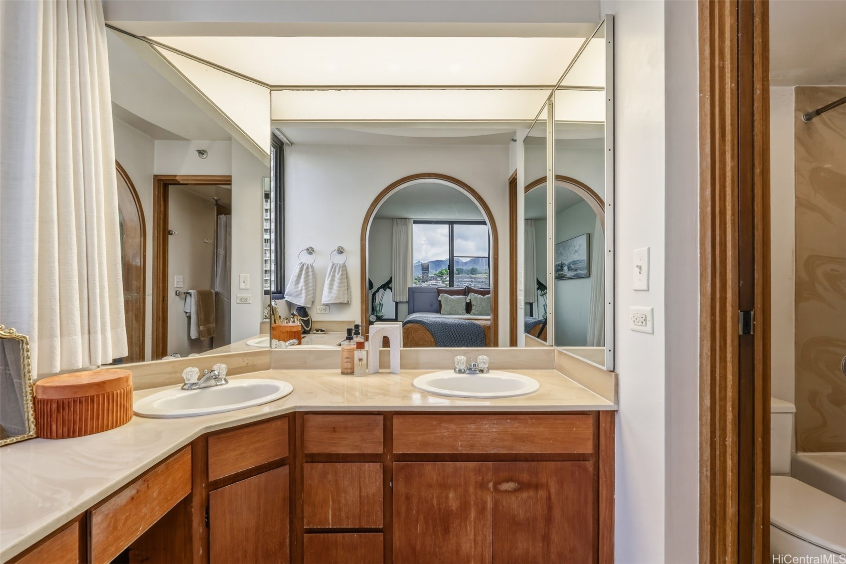 3050 Ala Poha Place 5e Property Photo 9