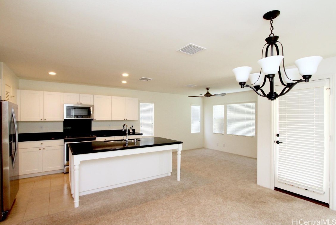 91-1382 Kaileolea Drive Property Photo 3