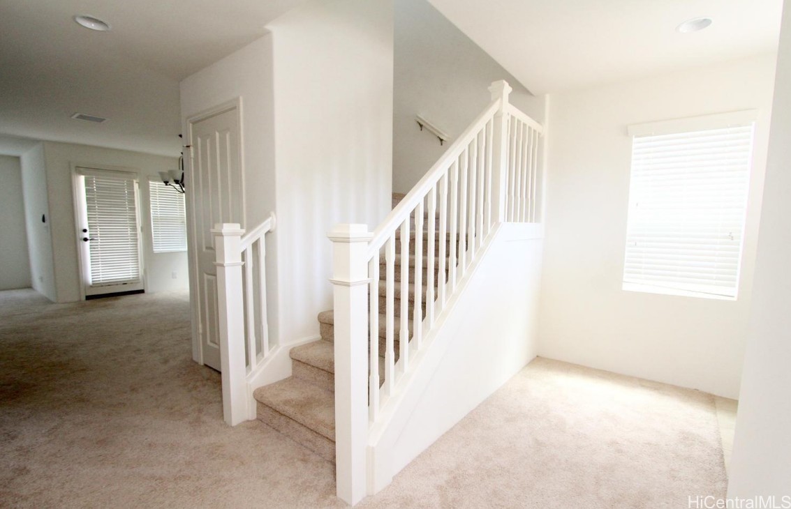 91-1382 Kaileolea Drive Property Photo 8