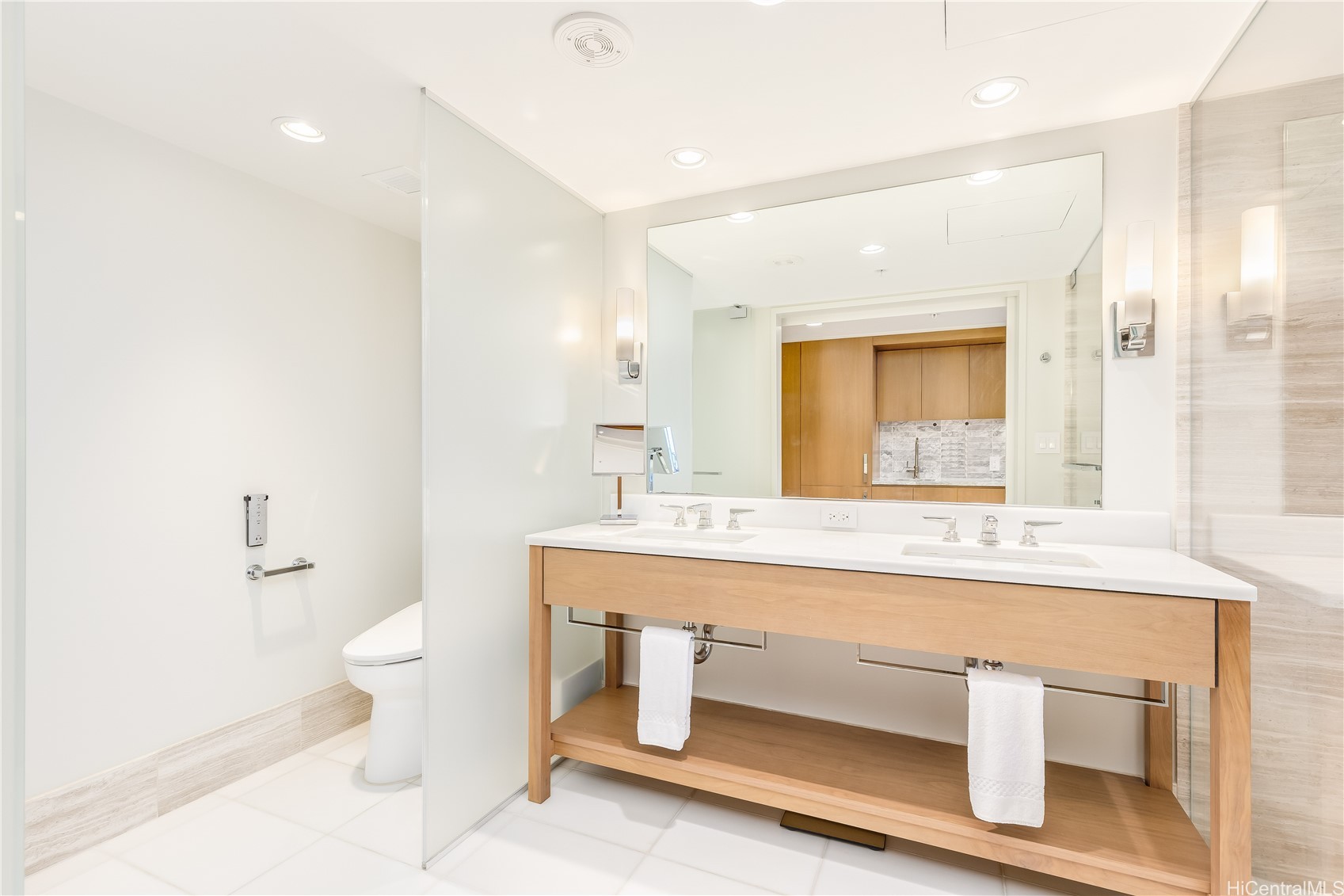 2139 Kuhio Avenue D2207 Property Photo 14