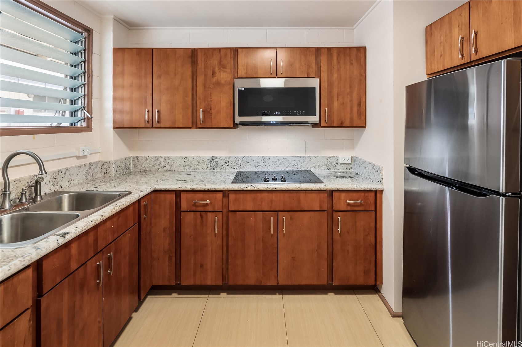 1329 Kaihee Street B Property Photo 1