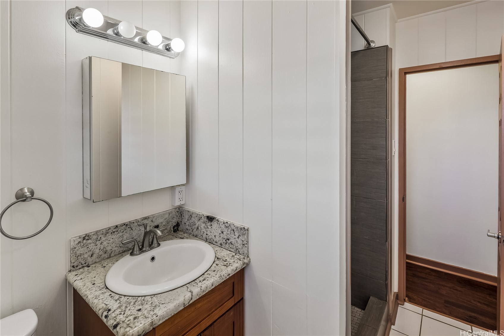 1329 Kaihee Street B Property Photo 12