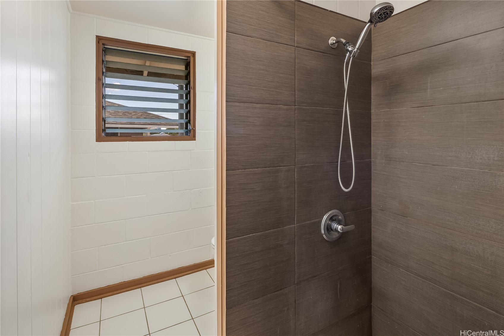 1329 Kaihee Street B Property Photo 13