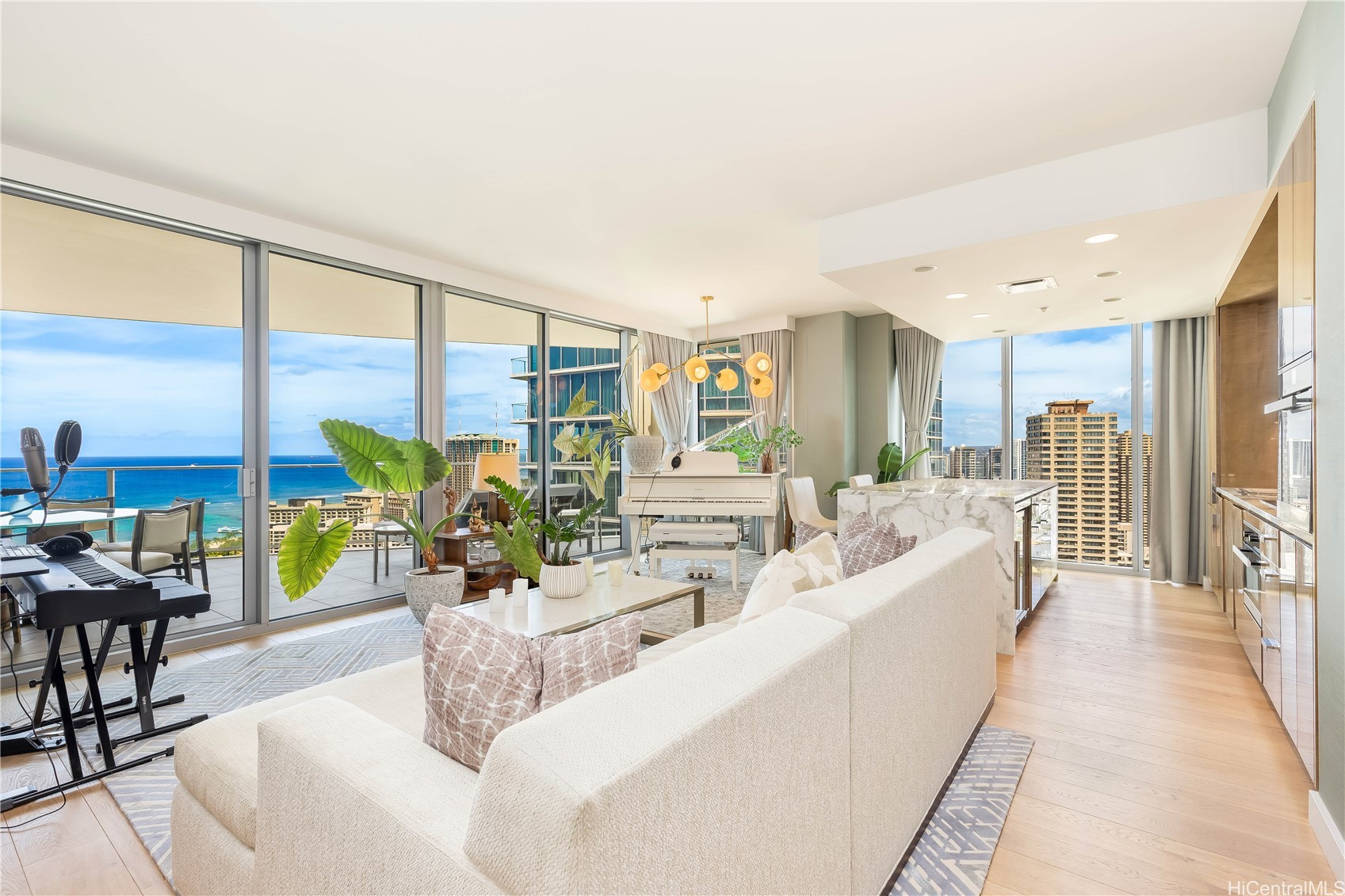 2139 Kuhio Avenue D3501 Property Photo 3