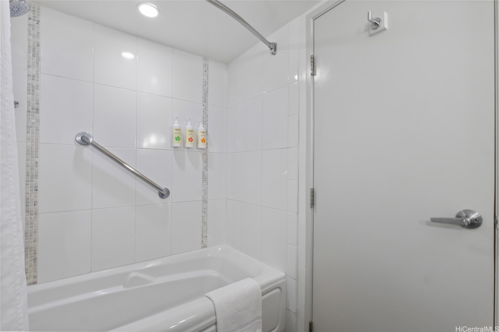 410 Atkinson Drive 1022 Property Photo 8