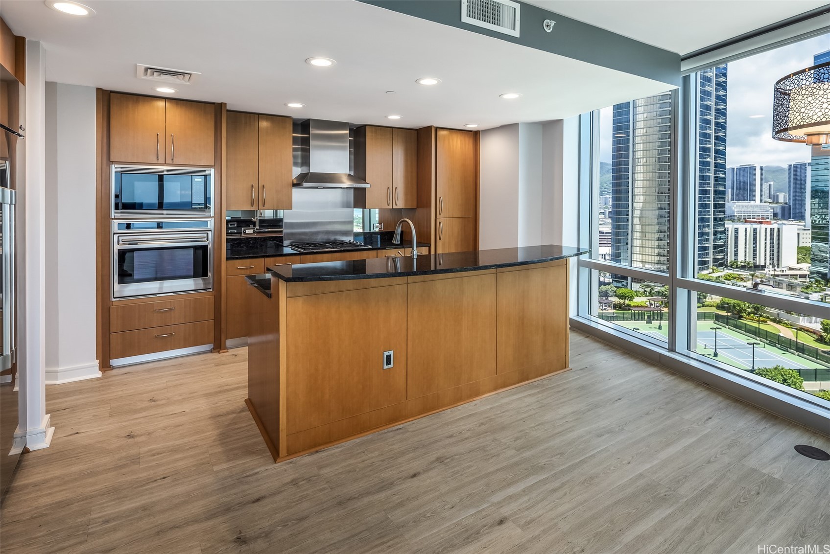 1288 Ala Moana Boulevard 15g Property Photo 5