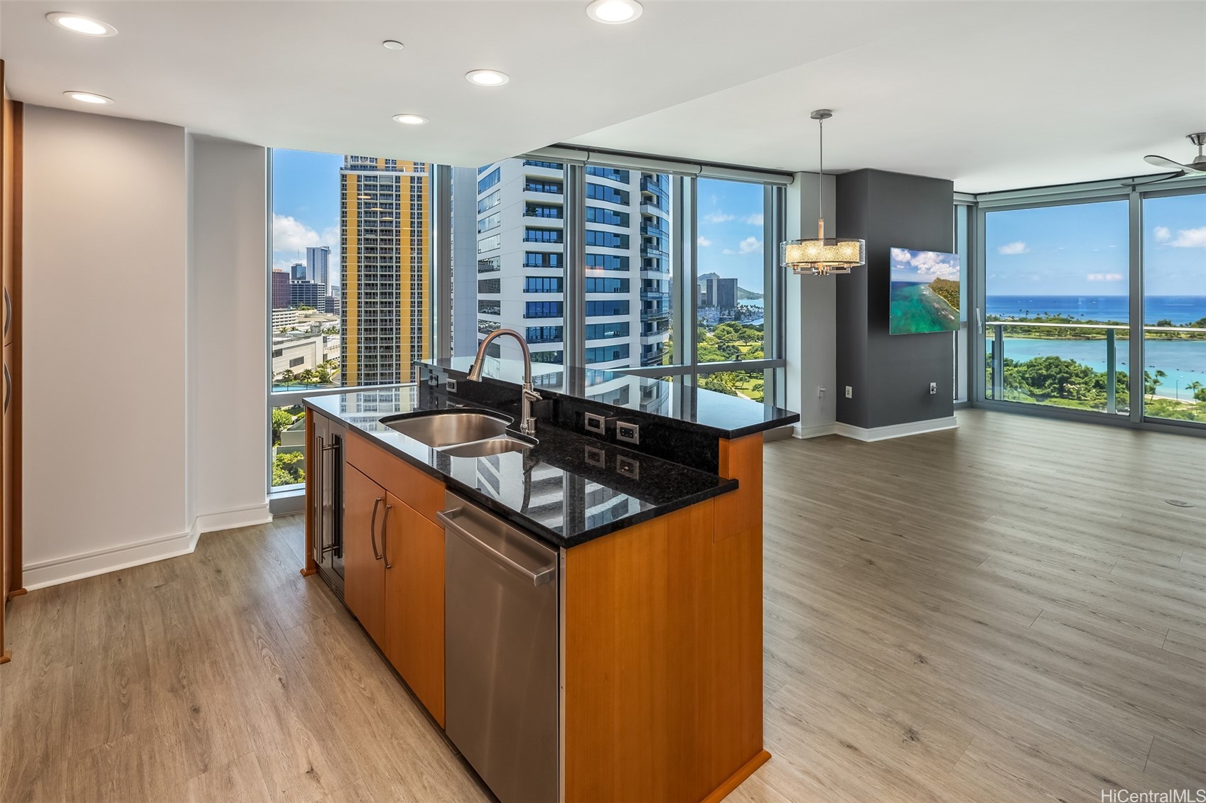 1288 Ala Moana Boulevard 15g Property Photo 6