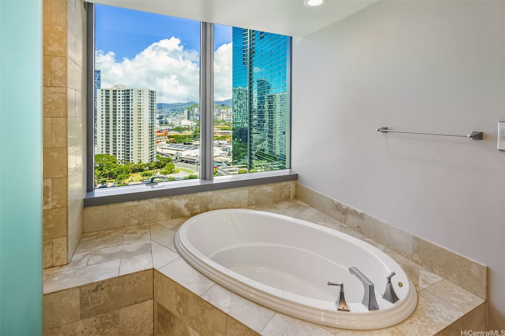 1288 Ala Moana Boulevard 15g Property Photo 11