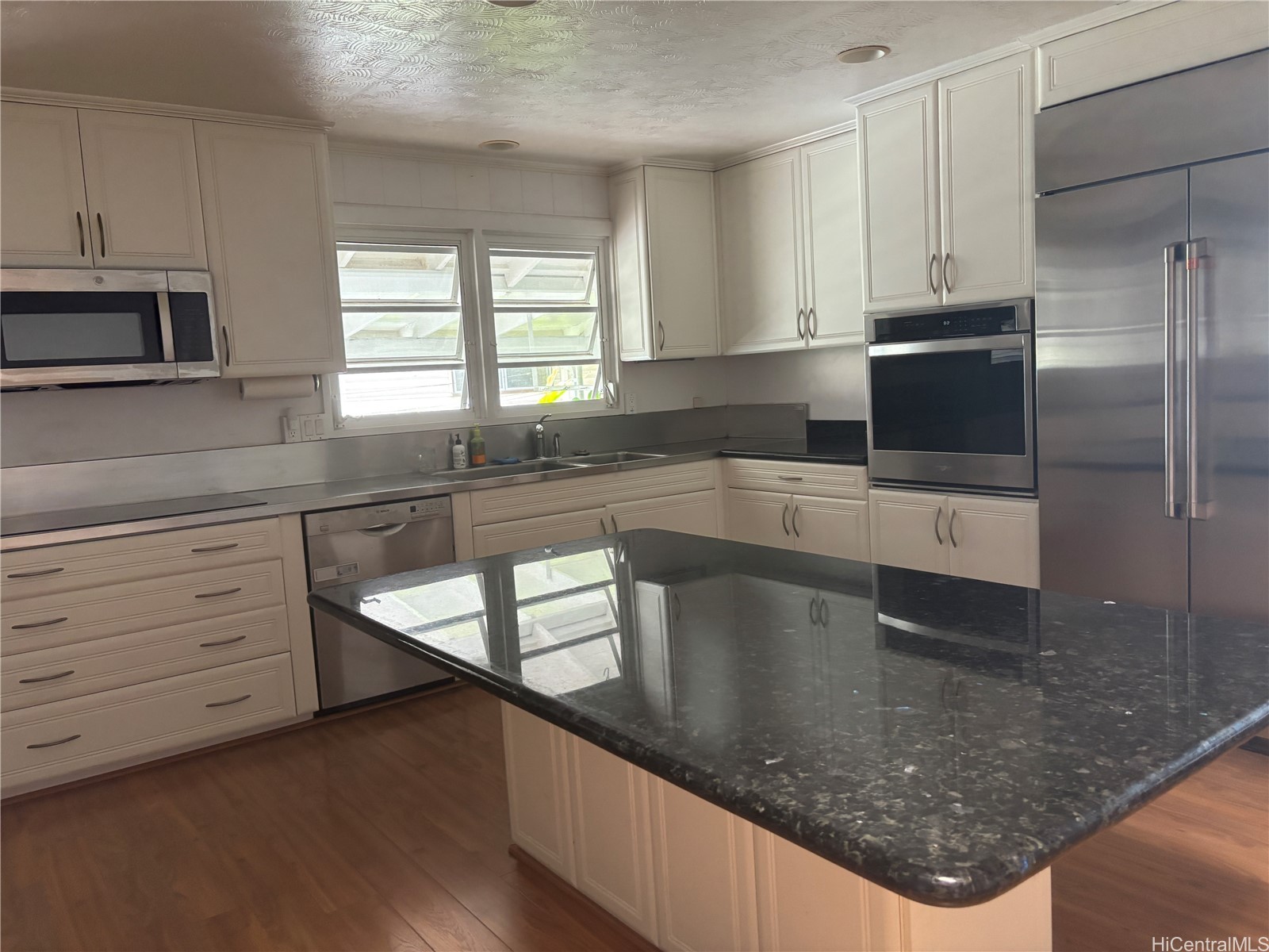 2208 Liliha Street B Property Photo 10
