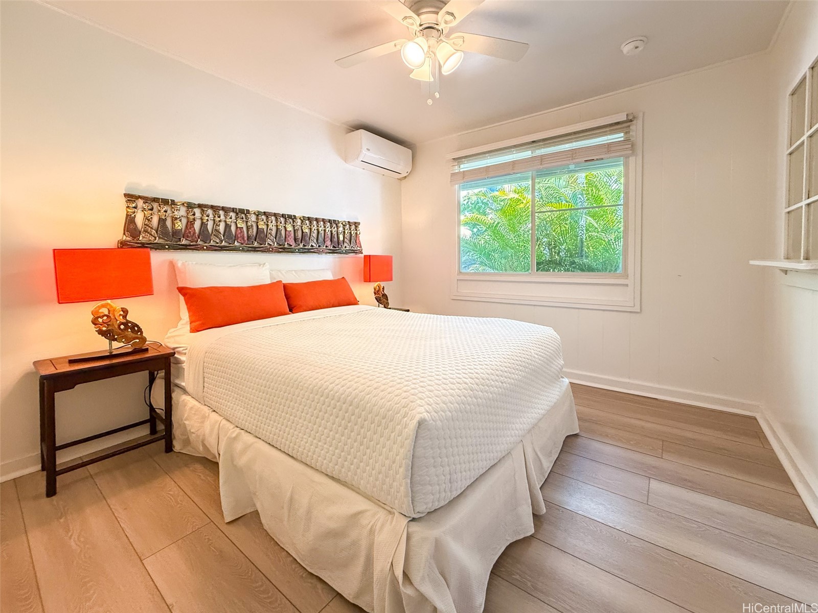 431/433 Portlock Road Property Photo 17