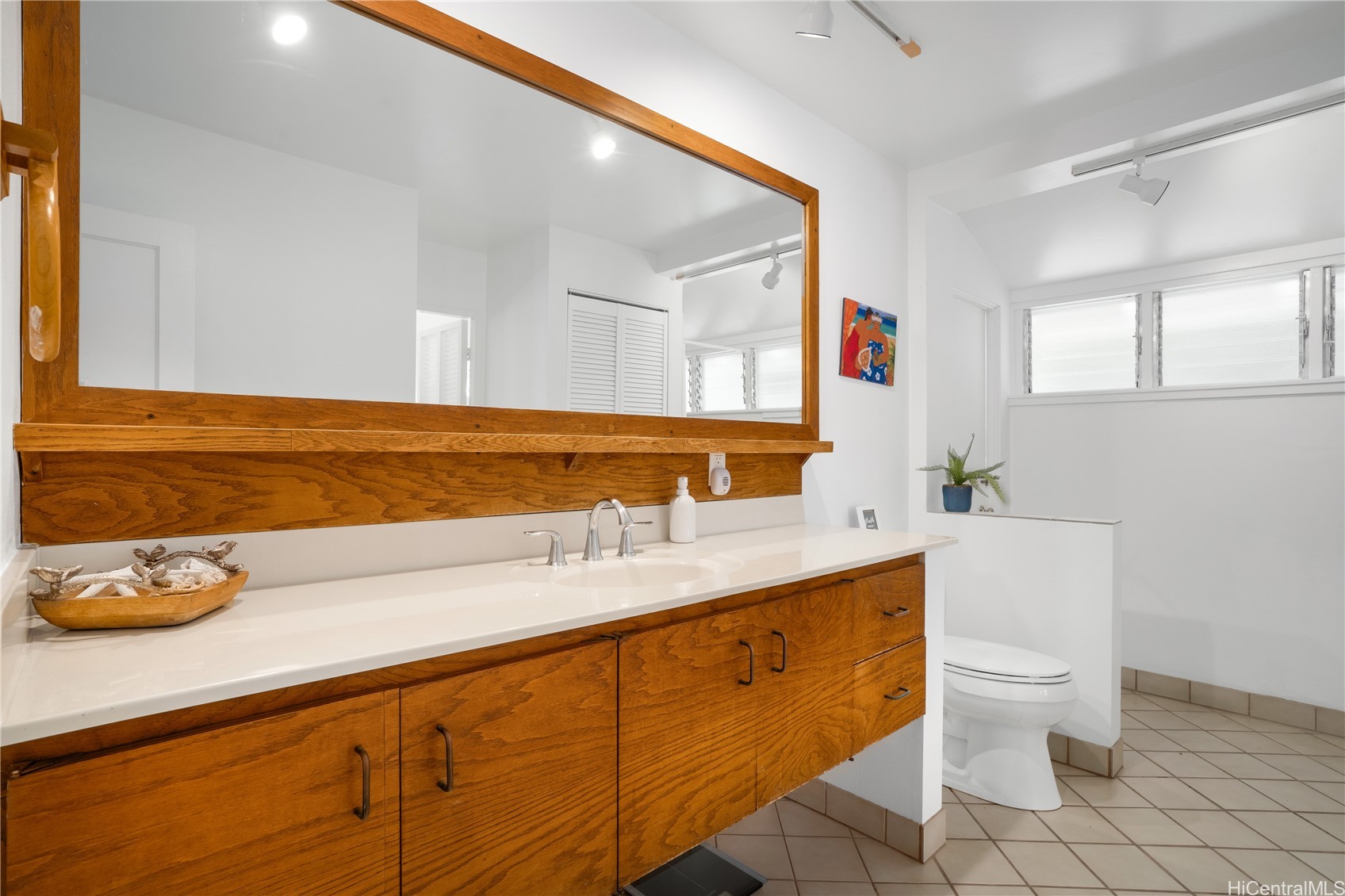 431/433 Portlock Road Property Photo 19