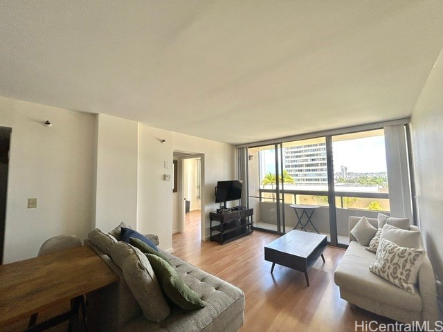 2499 Kapiolani Boulevard 705 Property Photo 2