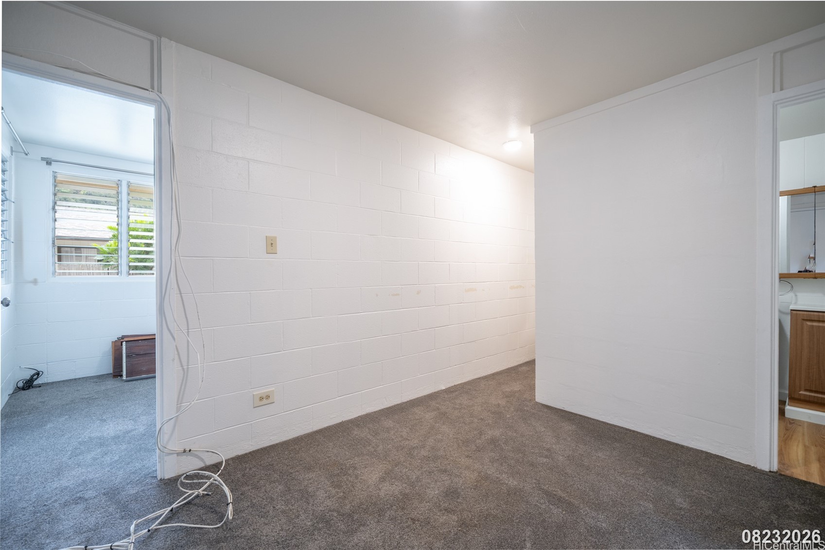 1835 Akone Place B Property Photo 3
