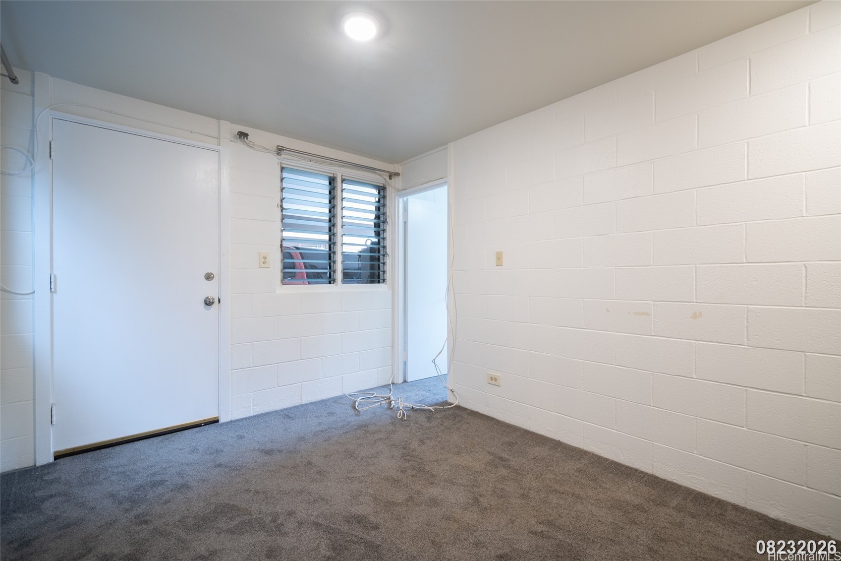 1835 Akone Place B Property Photo 6