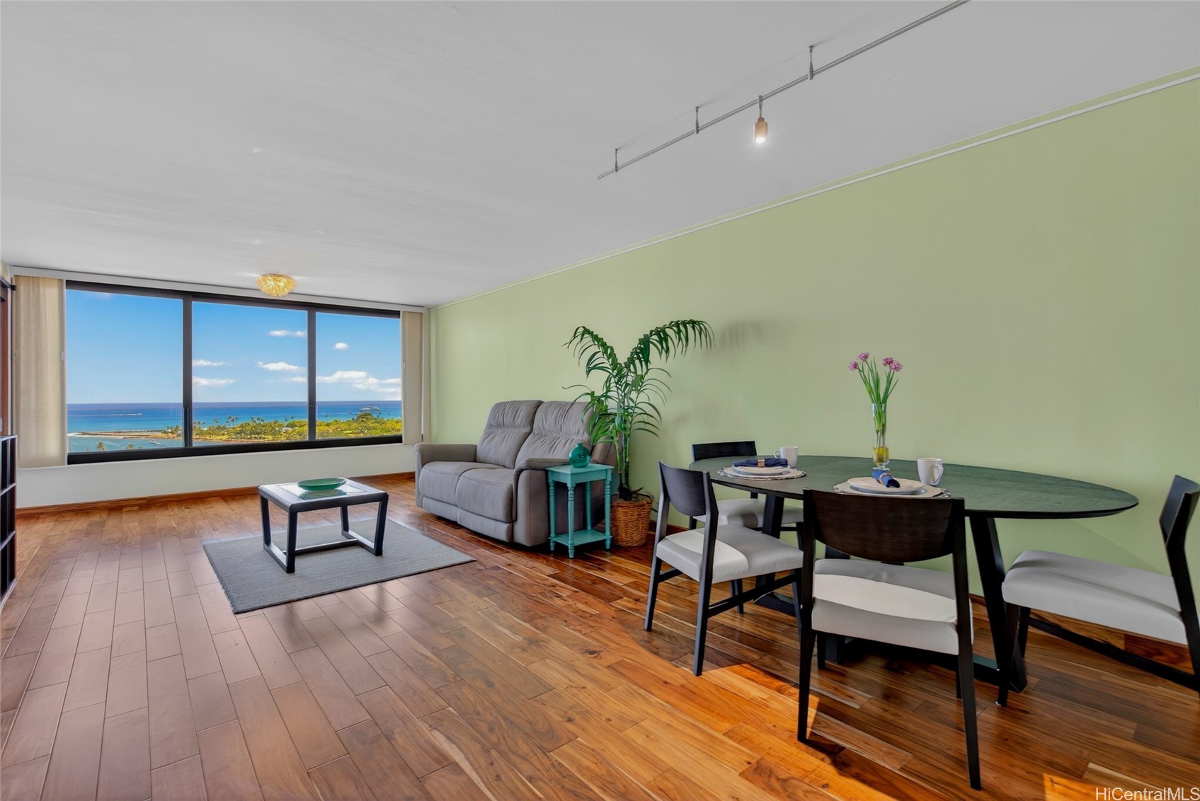 1600 Ala Moana Boulevard 1804 Property Photo 2