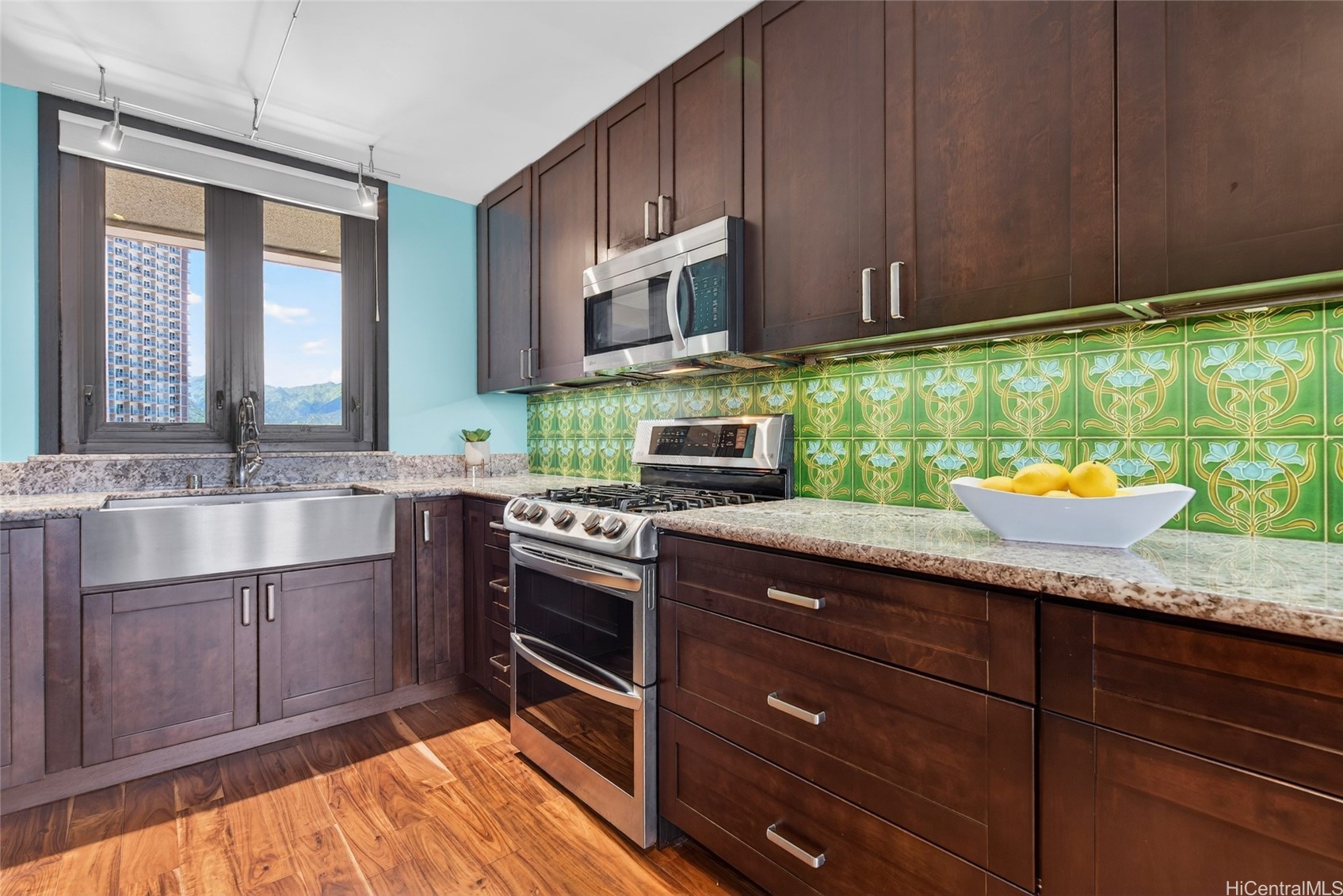 1600 Ala Moana Boulevard 1804 Property Photo 9
