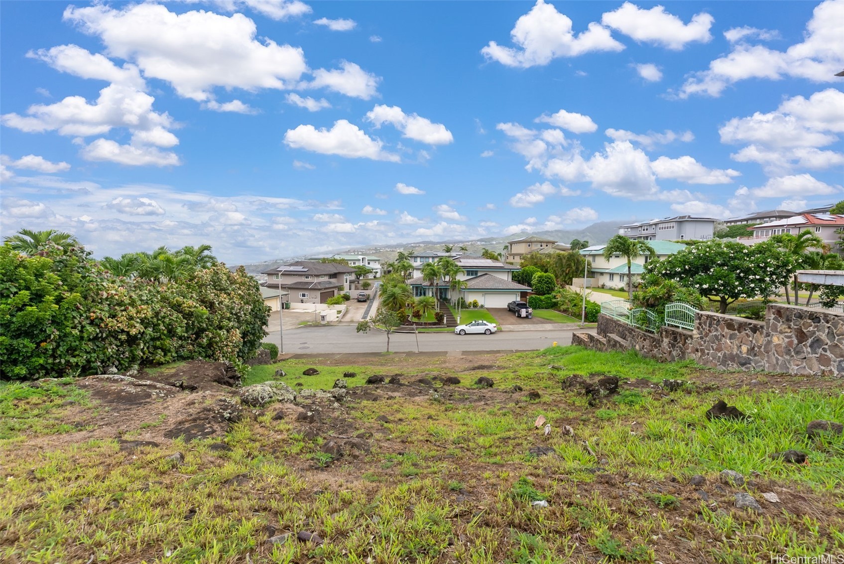 1022 Hanohano Way Property Photo 7