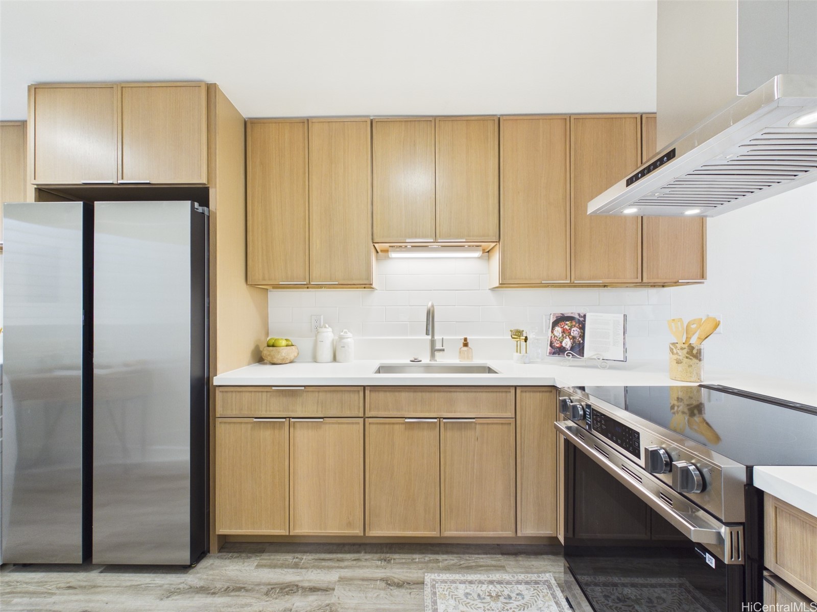 94-615 Kahakea Street 5l Property Photo 1
