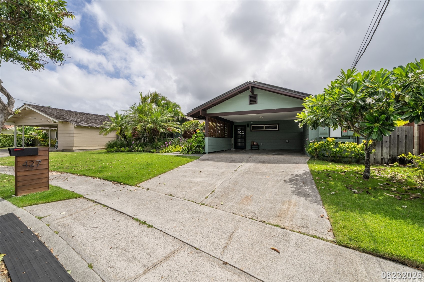 427 Akoakoa Place Property Photo 1