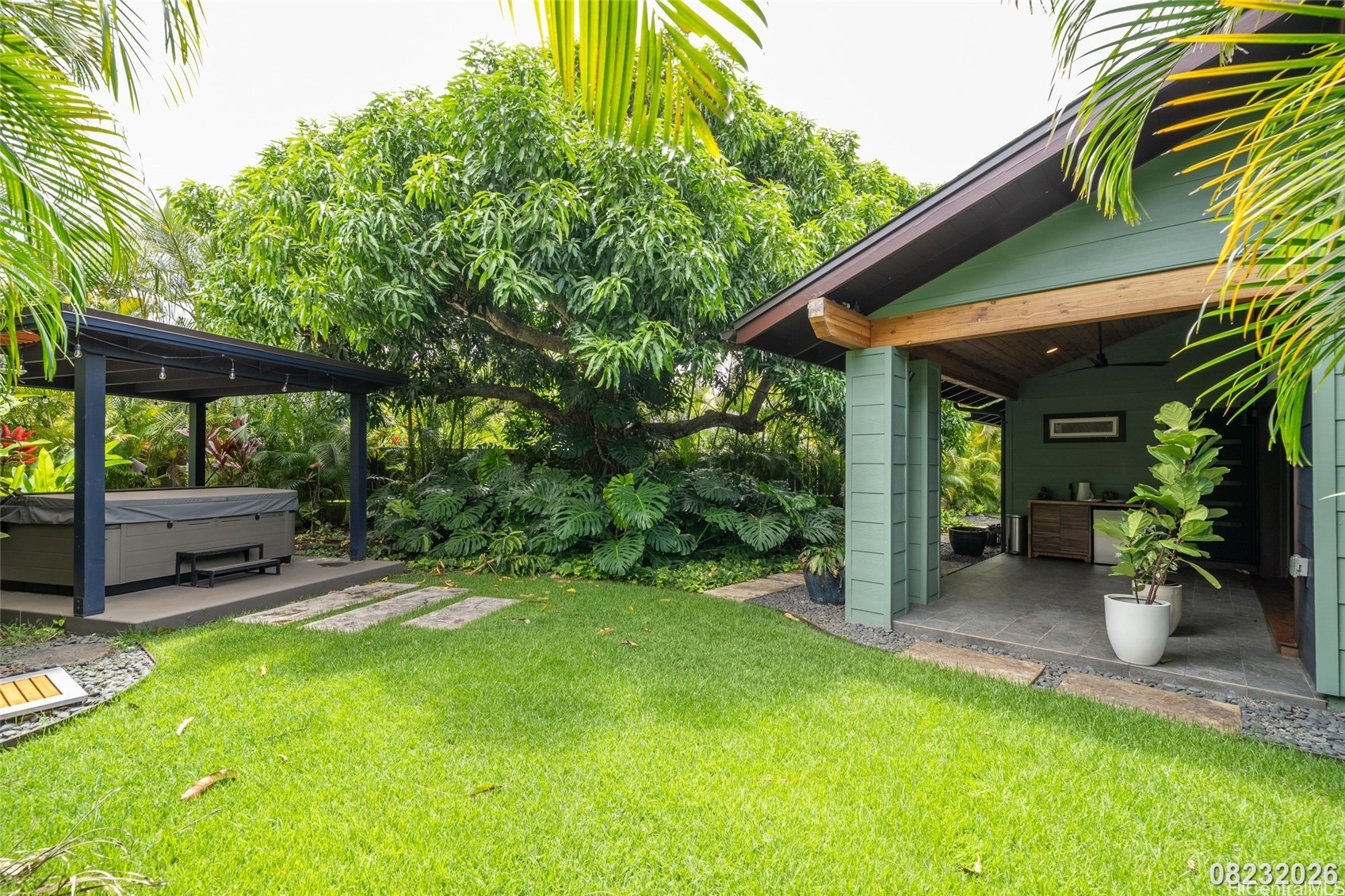 427 Akoakoa Place Property Photo 7