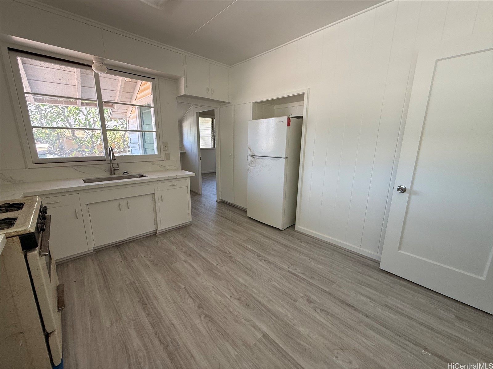 3224 Mooheau Avenue Property Photo 5