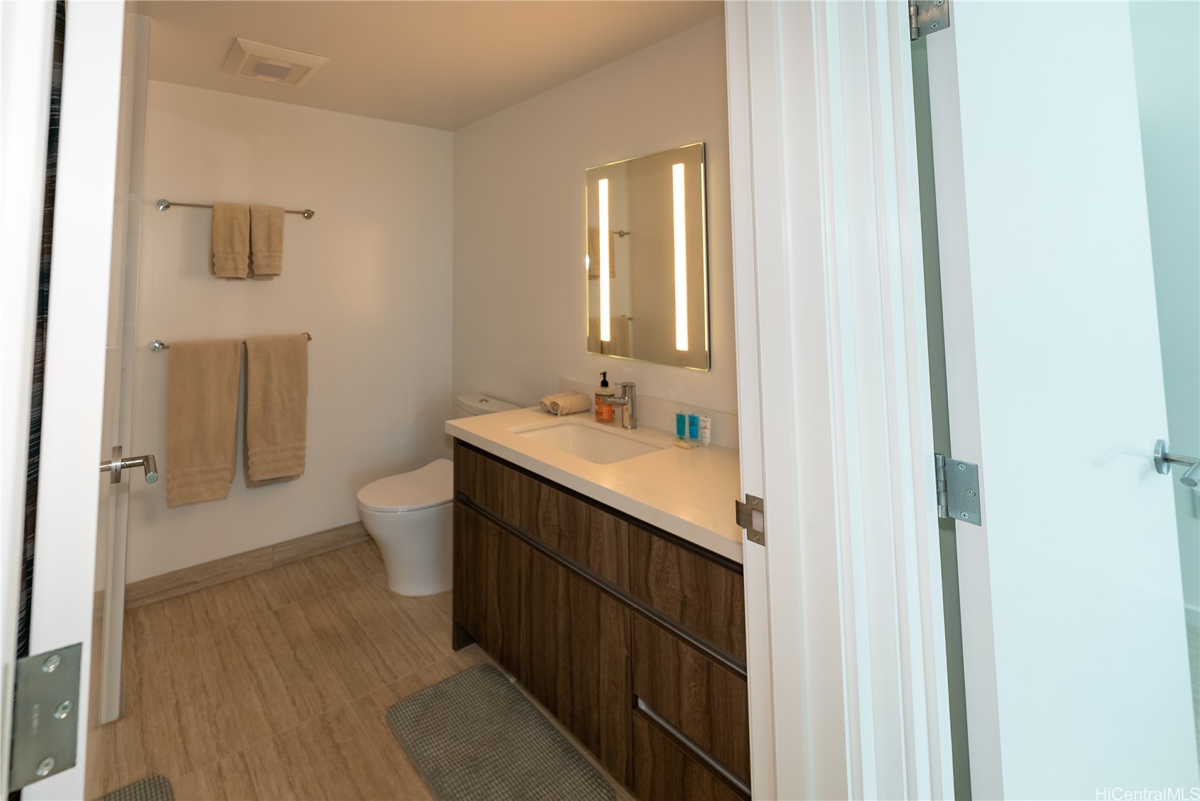 1515 E Liona Street 2718 Property Photo 10