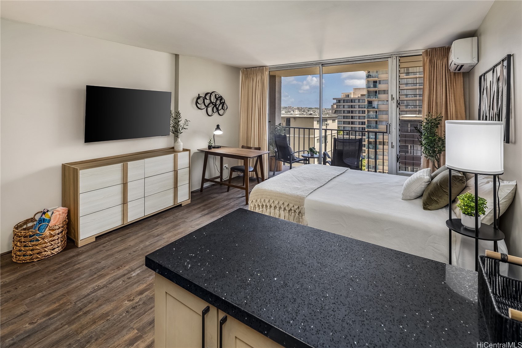 2345 Ala Wai Boulevard 1205 Property Photo 4