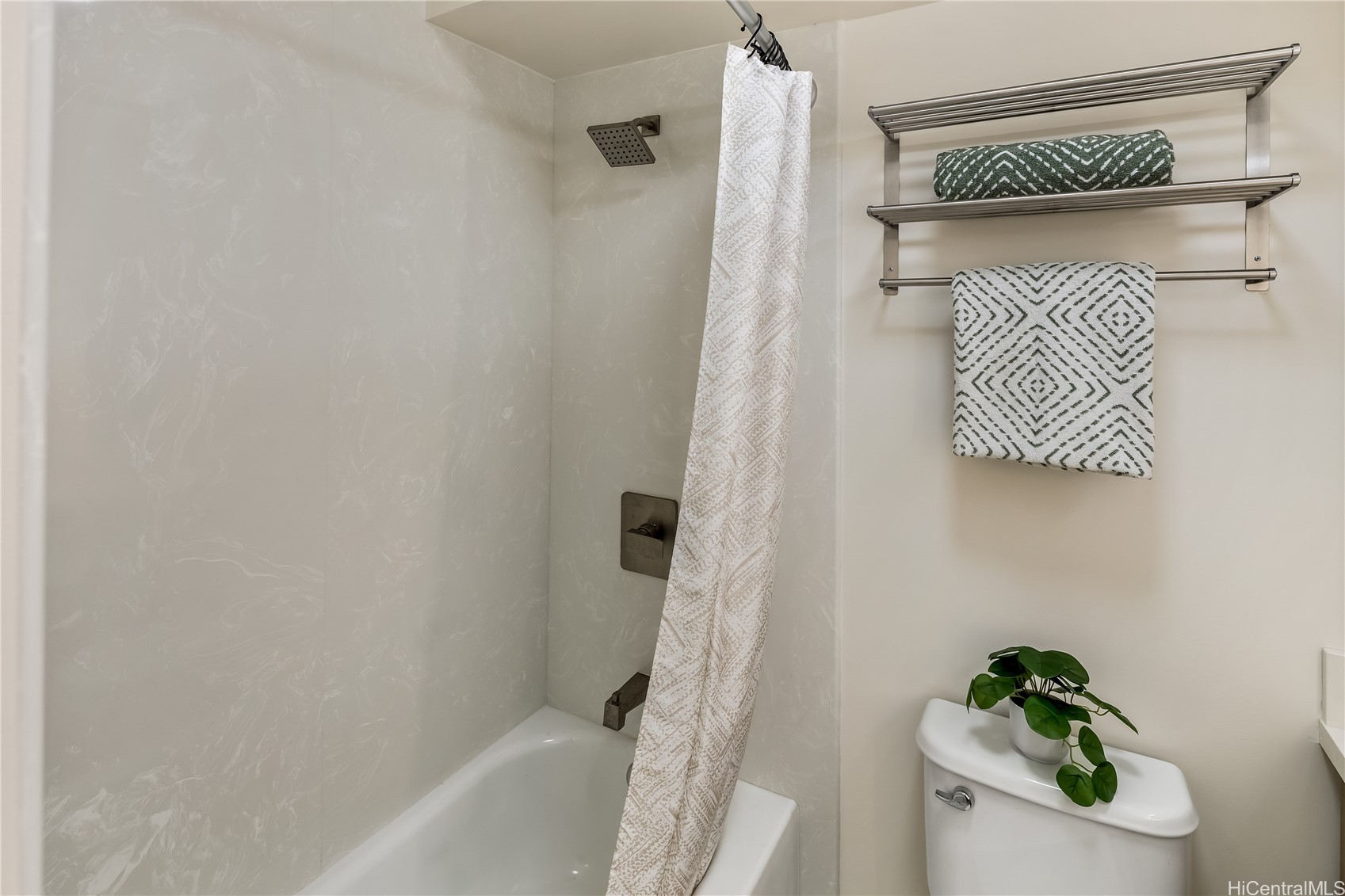 2345 Ala Wai Boulevard 1205 Property Photo 16