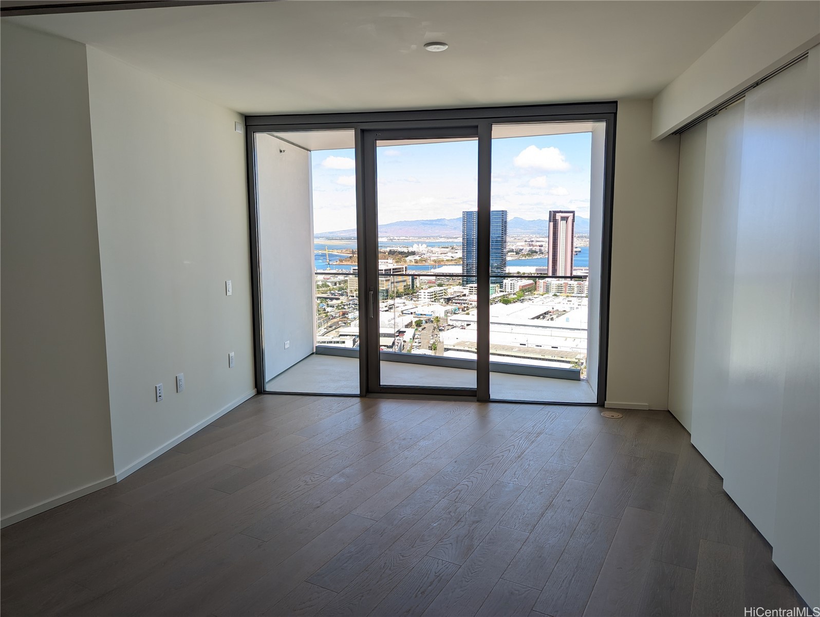 1000 Auahi Street 3003 Property Photo 3