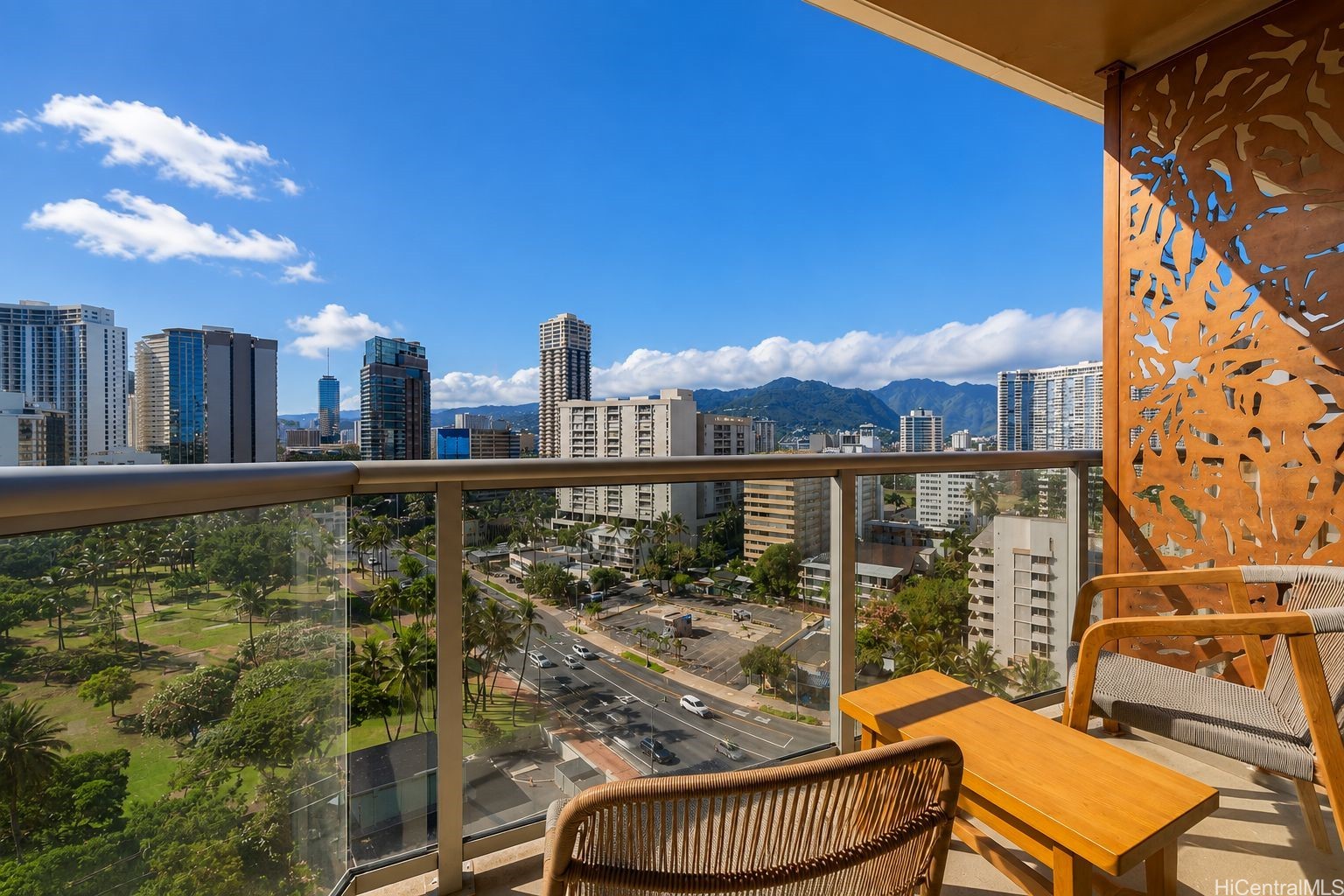 2045 Kalakaua Avenue 1204 Property Photo 1
