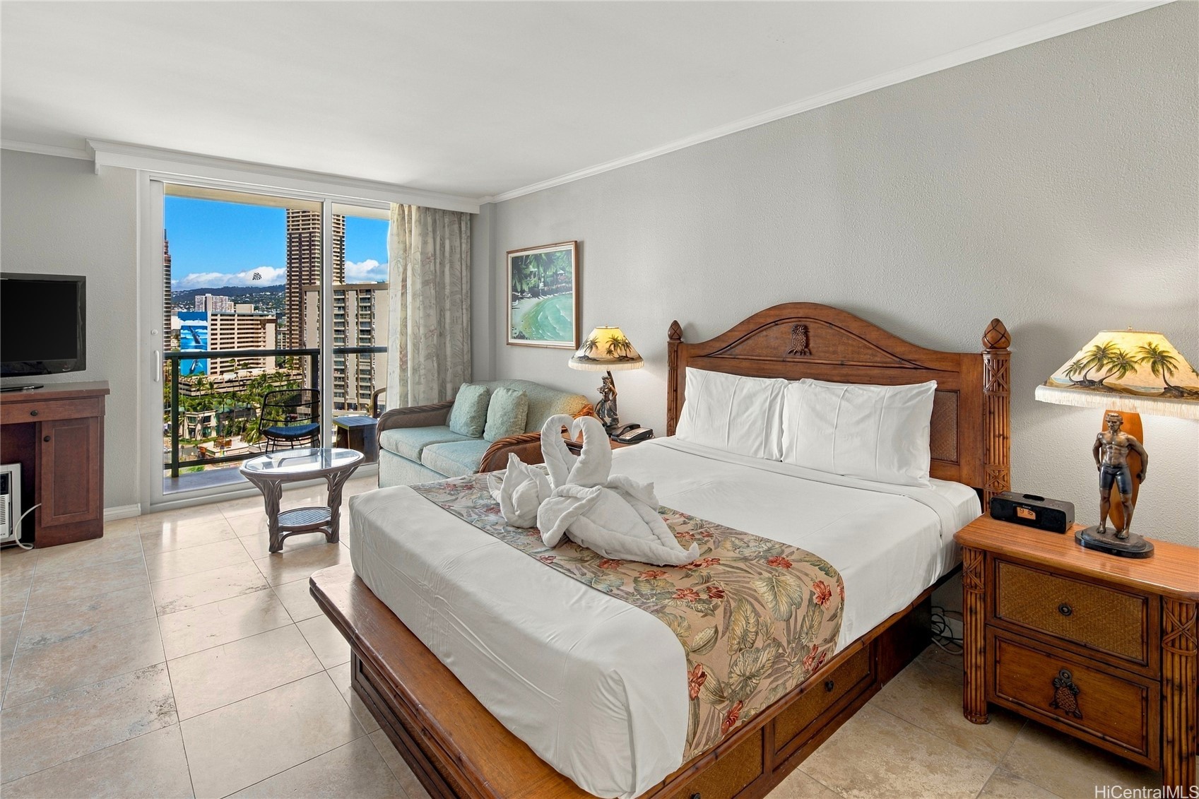 2045 Kalakaua Avenue 1204 Property Photo 1