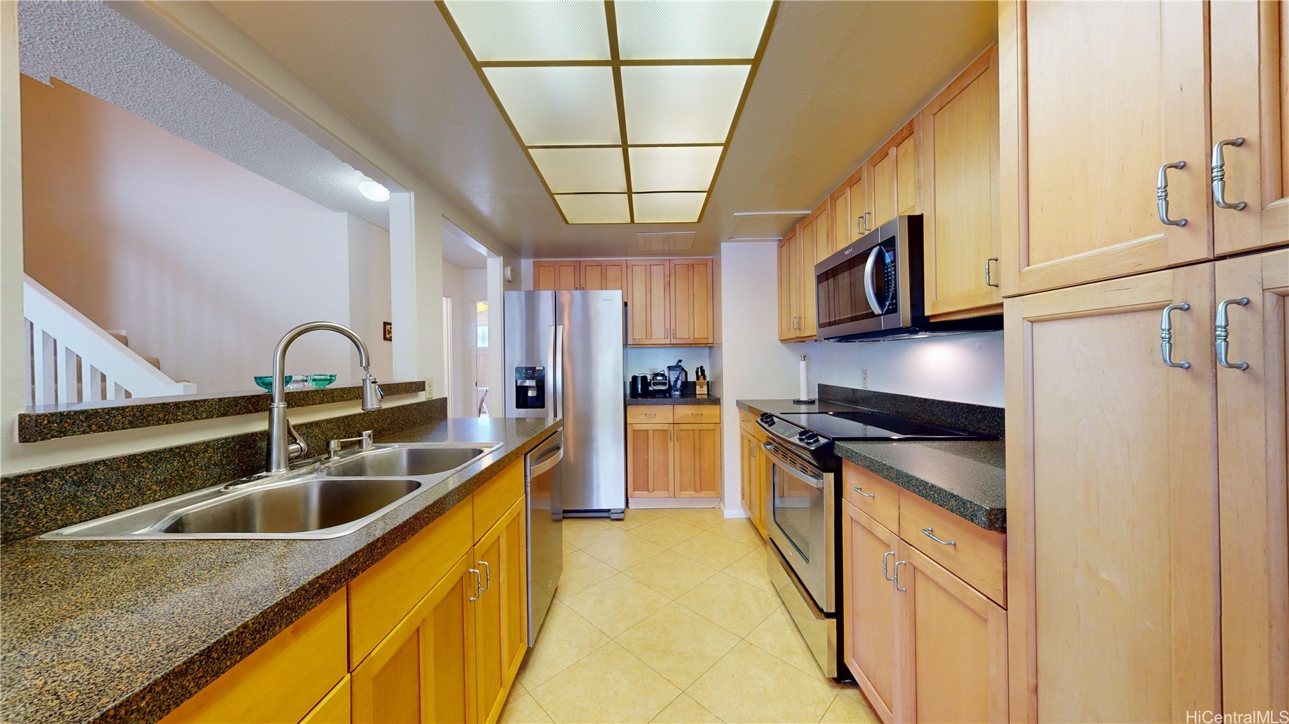 6248 Keokea Place E104 Property Photo 1