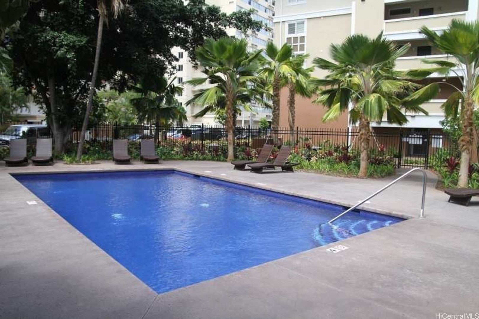 1820 Kaioo Drive A403 Property Photo 16