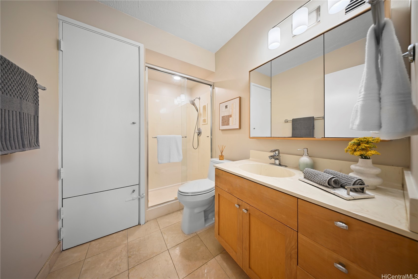 927 Prospect Street 1601 Property Photo 17