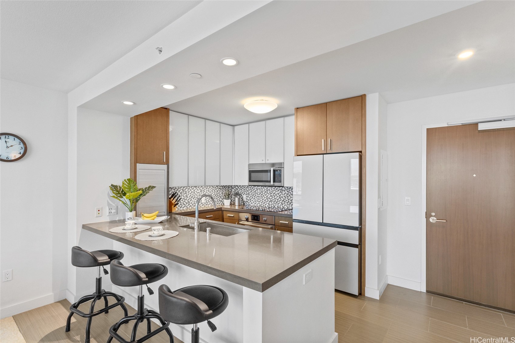 600 Ala Moana Boulevard 2406 Property Photo 1