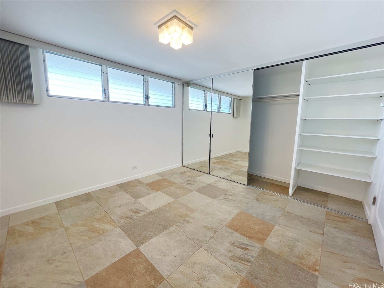 1541 Dominis Street 802 Property Photo 12