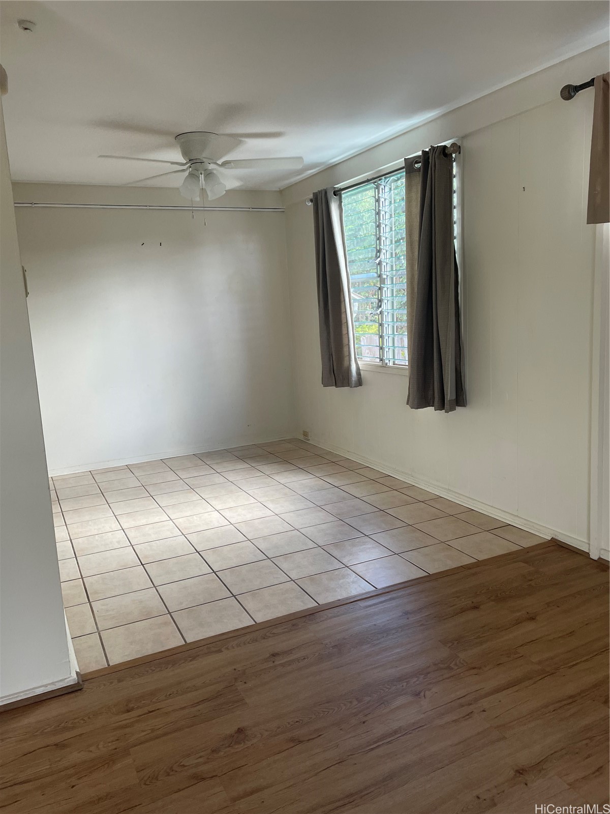 202616489 Property Photo 4