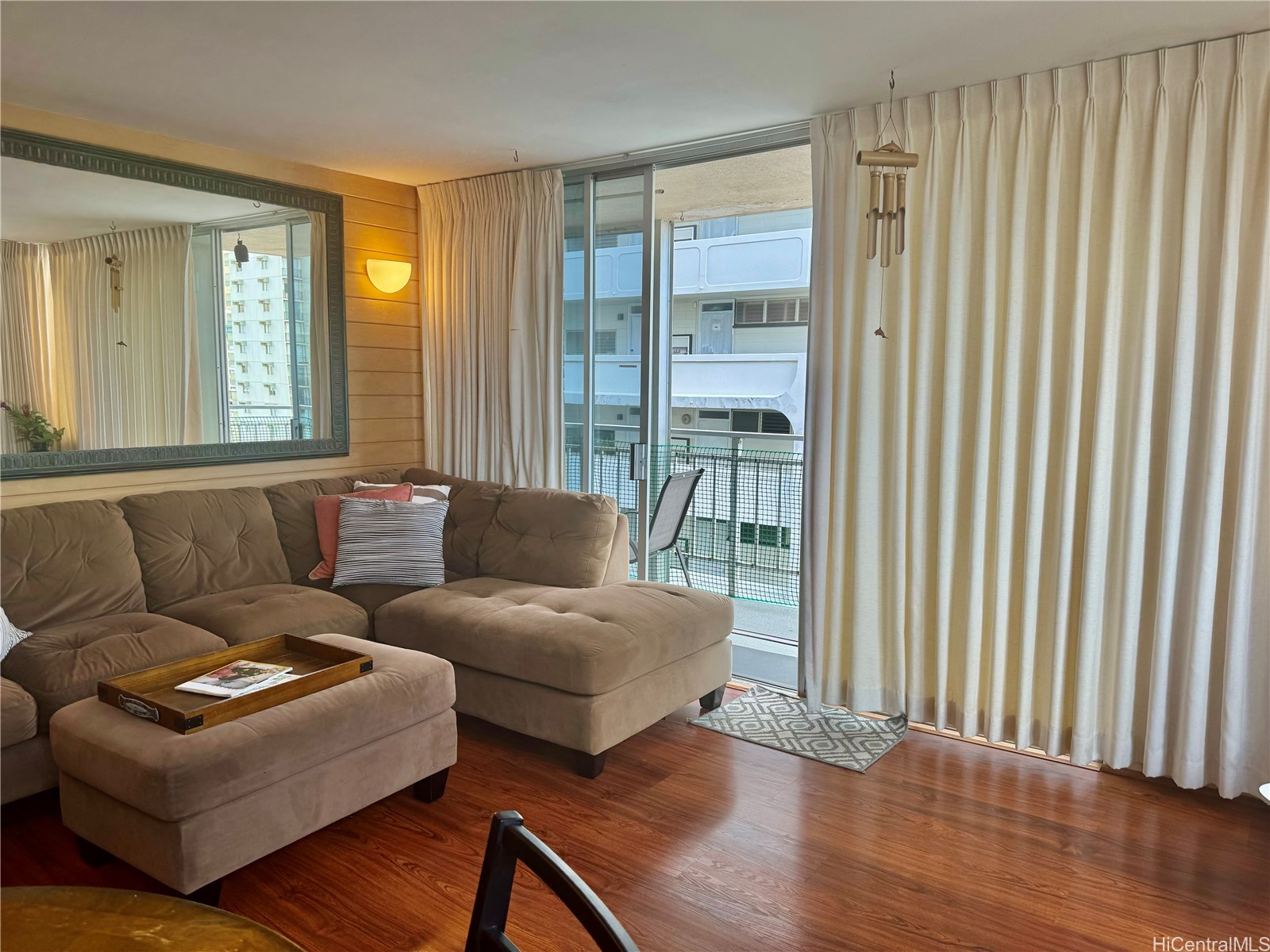 2415 Ala Wai Boulevard 1708 Property Photo 8