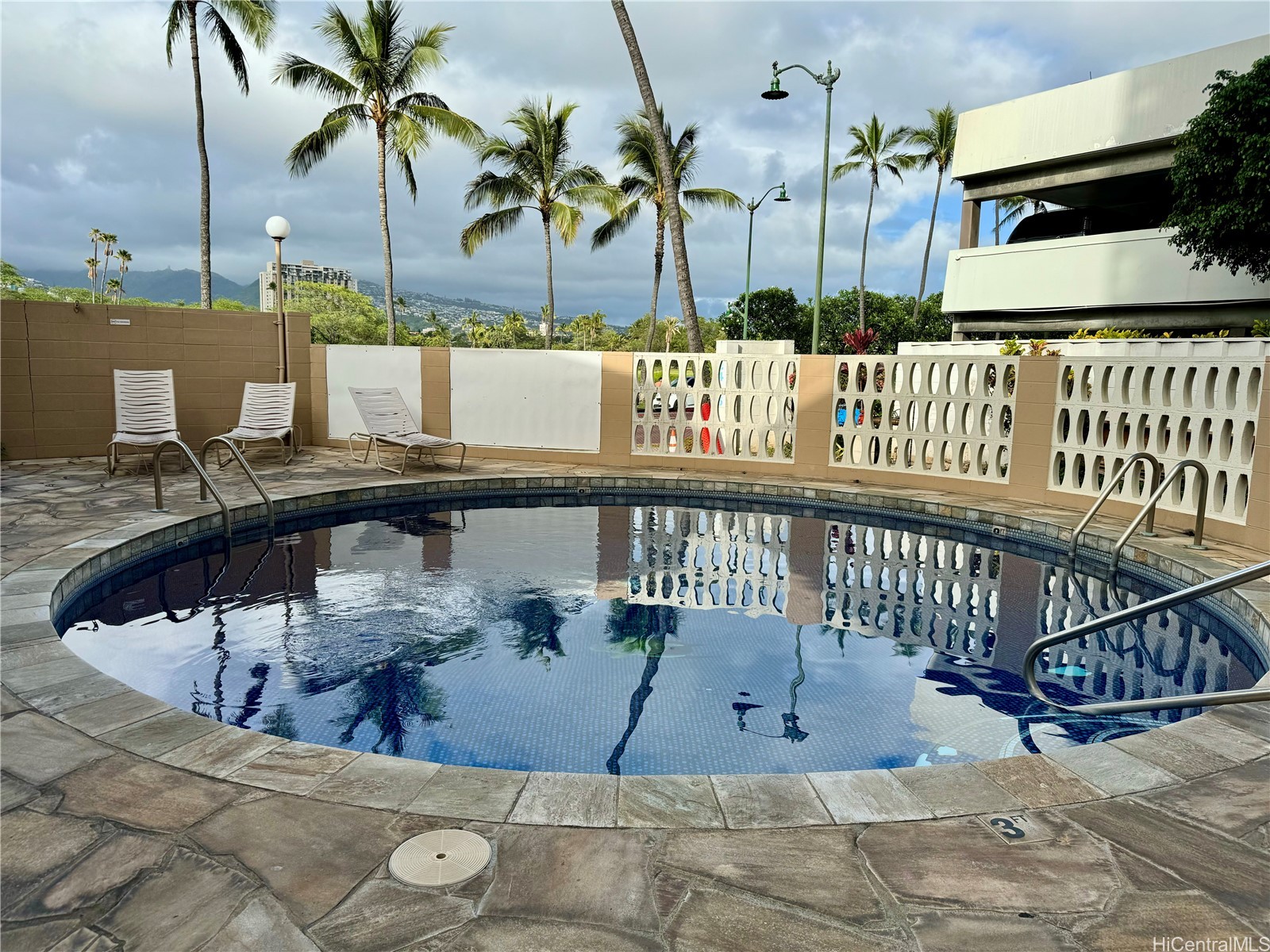 2415 Ala Wai Boulevard 1708 Property Photo 19