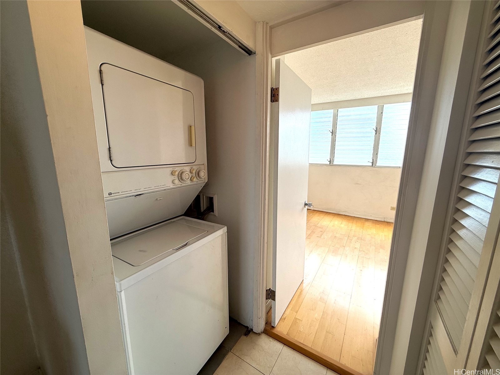 500 University Avenue 1123 Property Photo 5