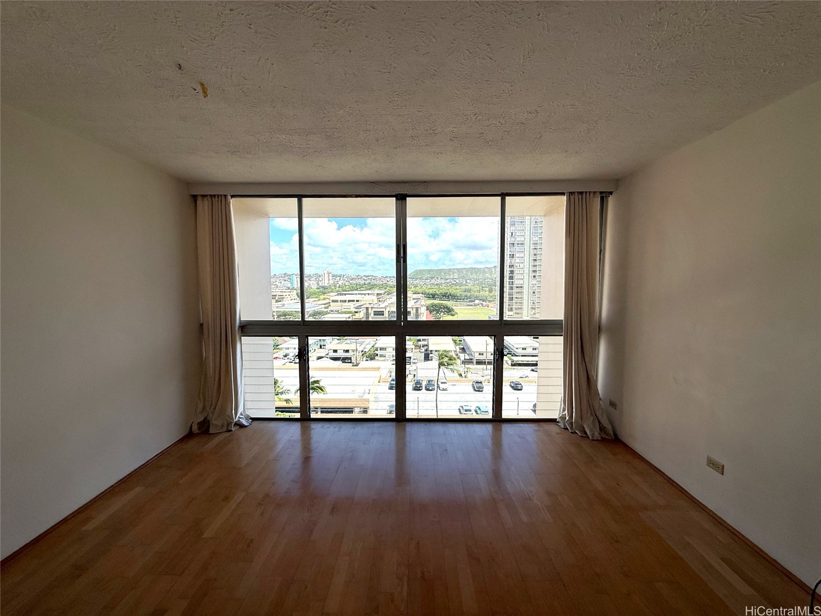 500 University Avenue 1123 Property Photo 7