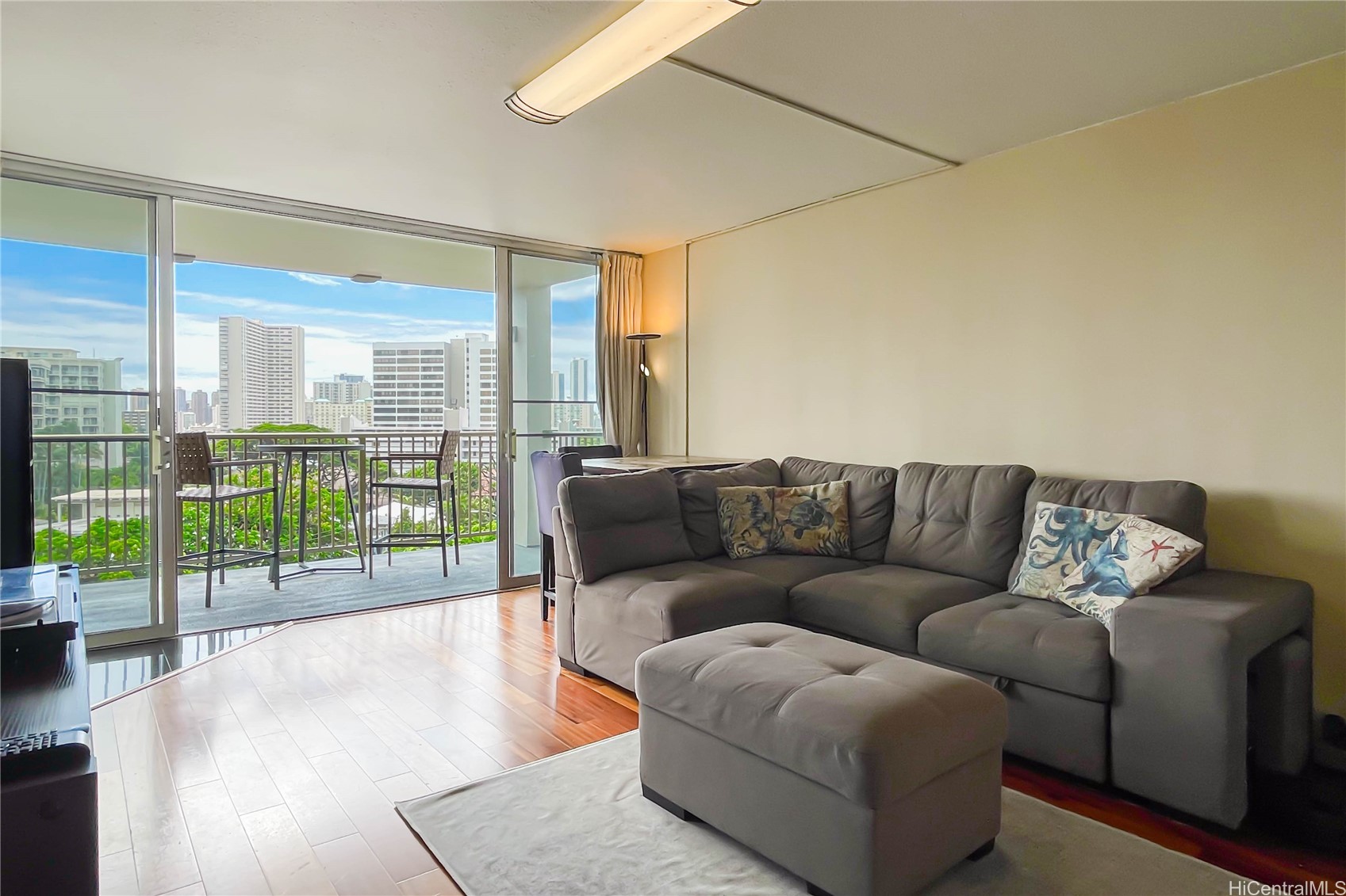1634 Makiki Street 601 Property Photo 1