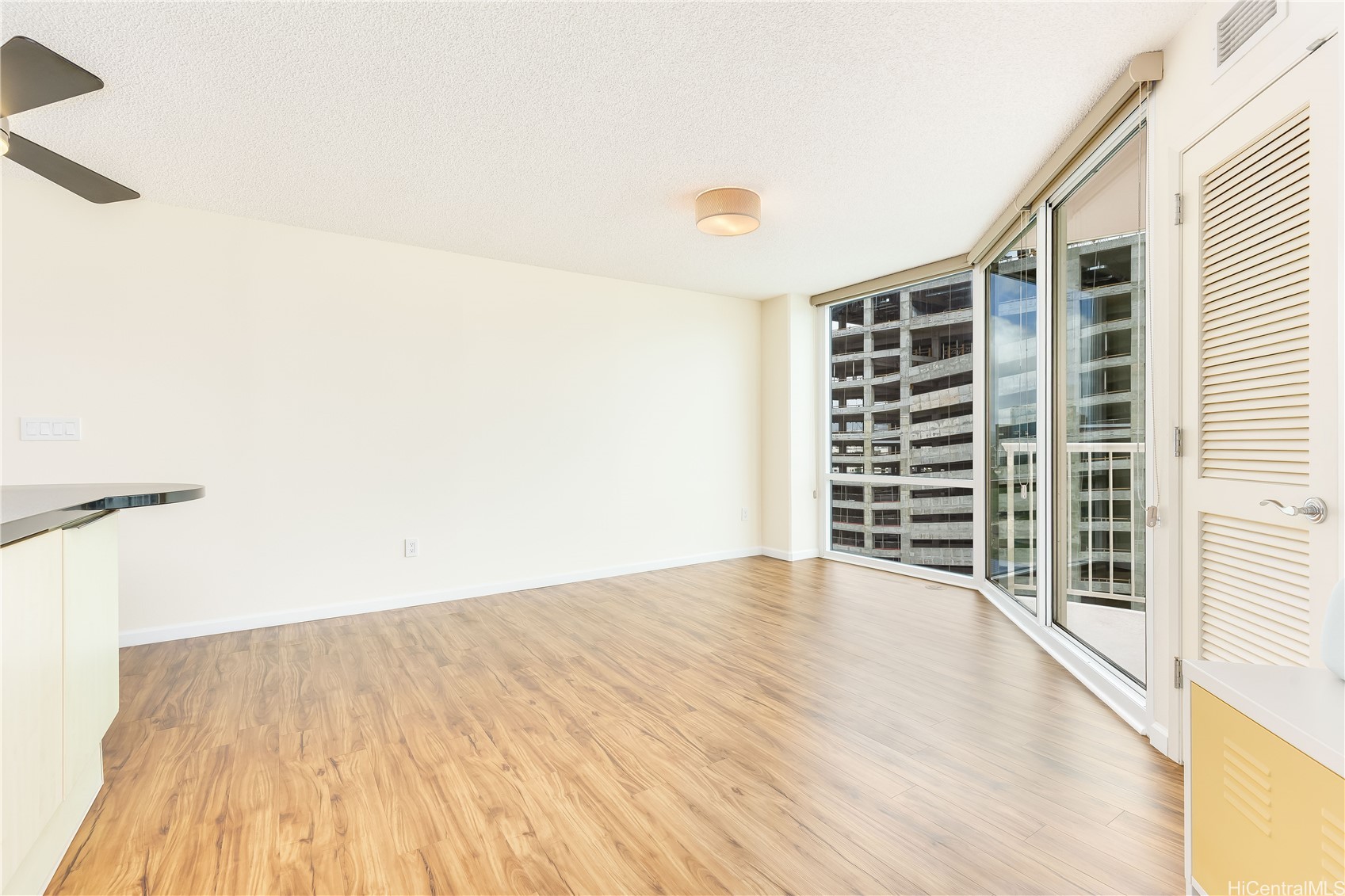 801 S King Street 2109 Property Photo 12