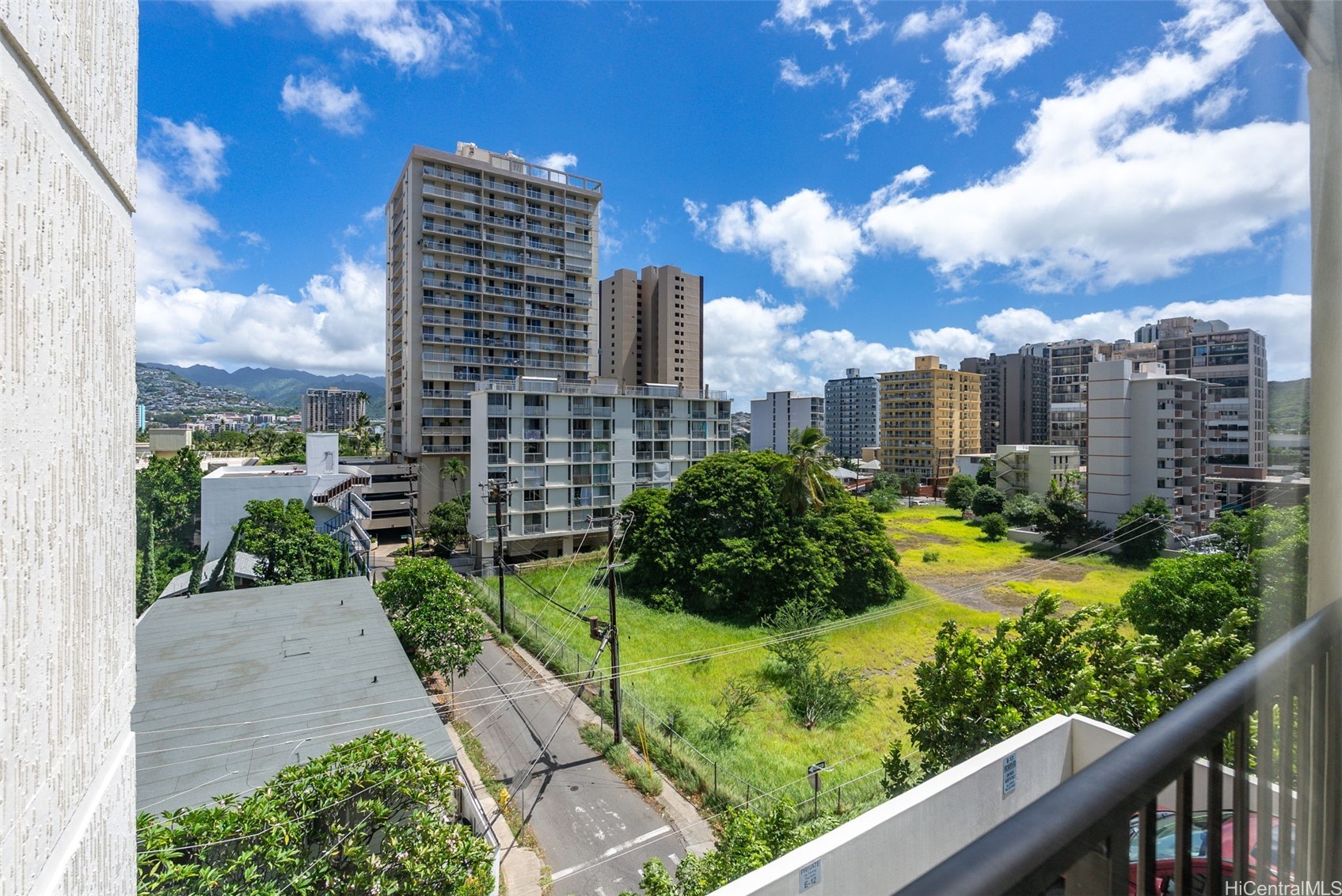 2440 Kuhio Avenue 501 Property Photo 5