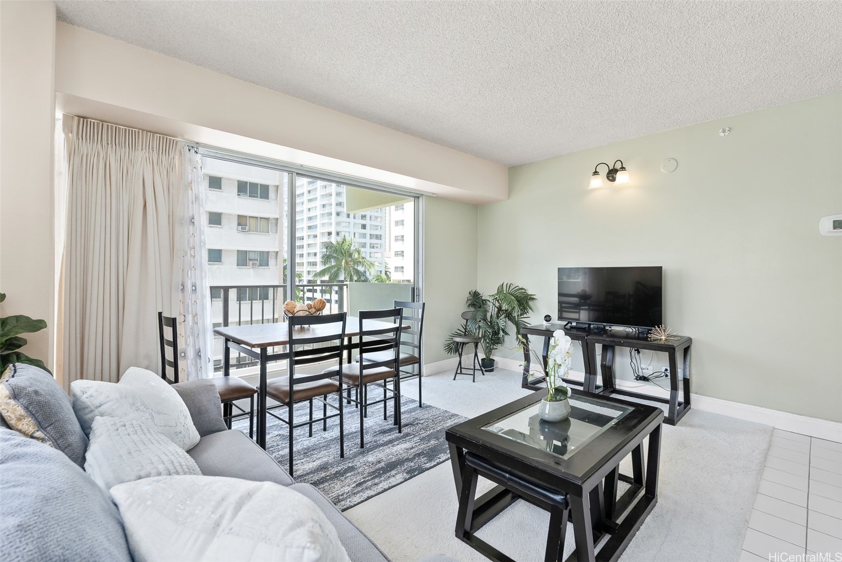 2440 Kuhio Avenue 501 Property Photo 6