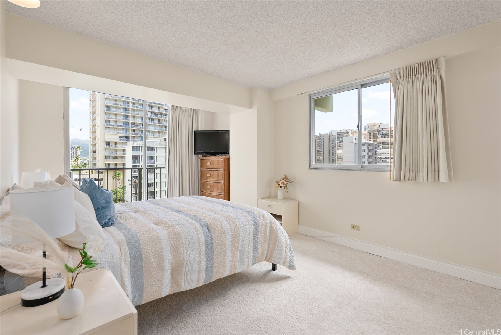 2440 Kuhio Avenue 501 Property Photo 7