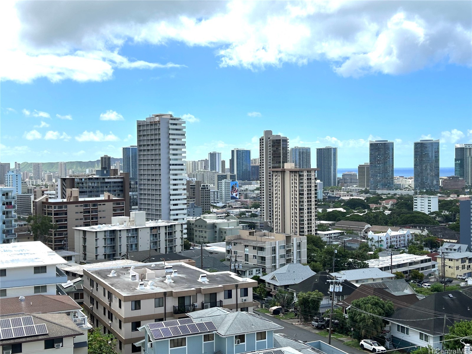 625 Iolani Avenue D601 Property Photo 17