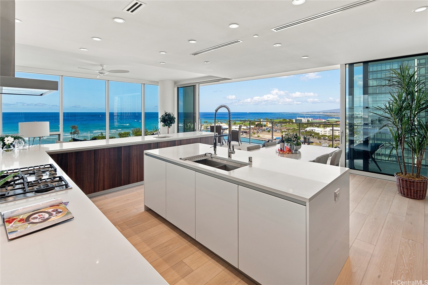 1118 Ala Moana Boulevard 1801 Property Photo 6
