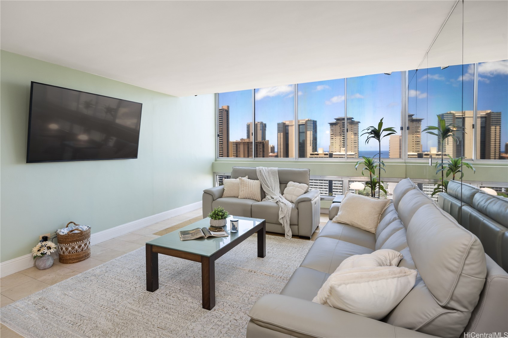 500 University Avenue 2204 Property Photo 1