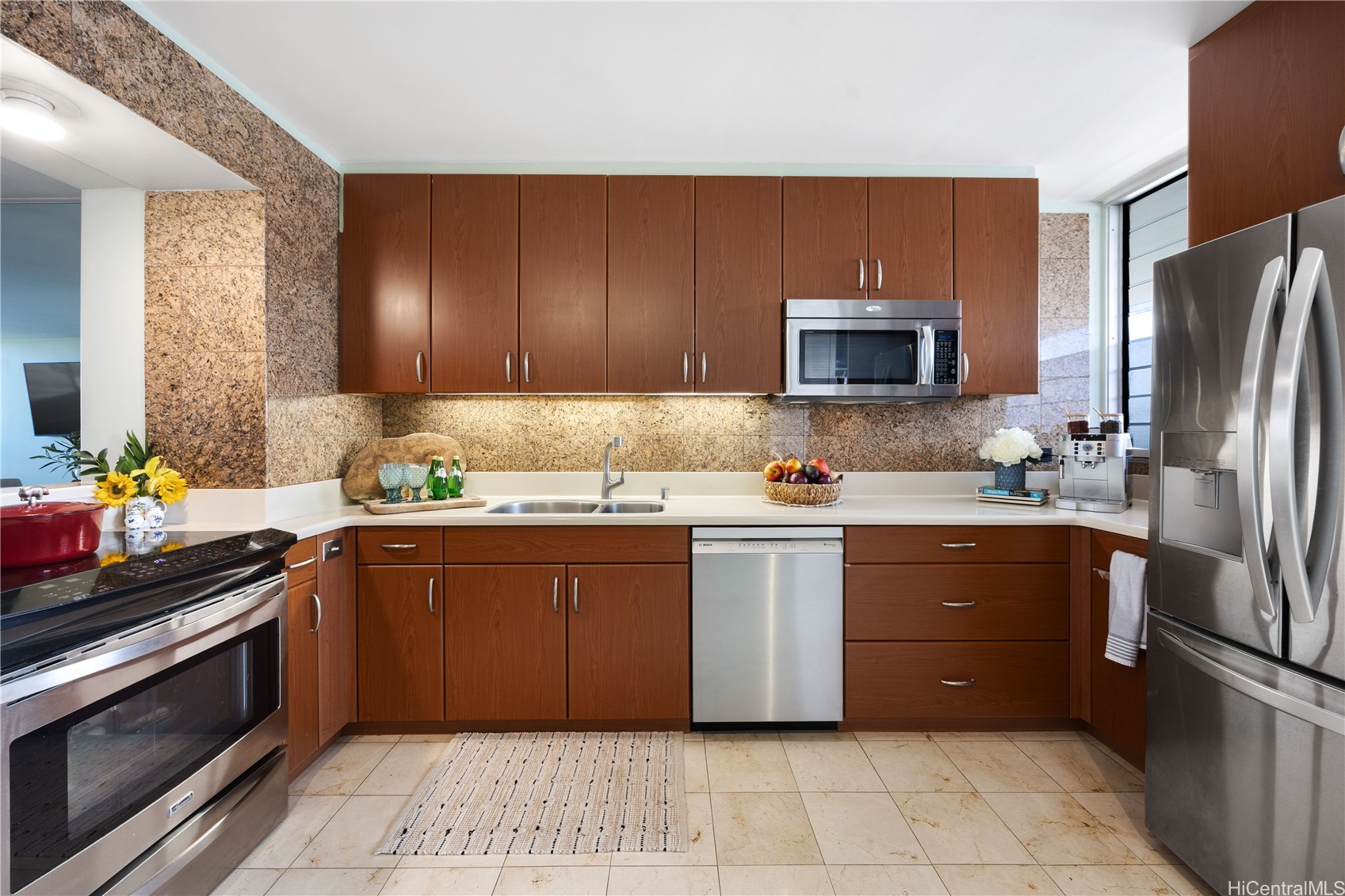 500 University Avenue 2204 Property Photo 11